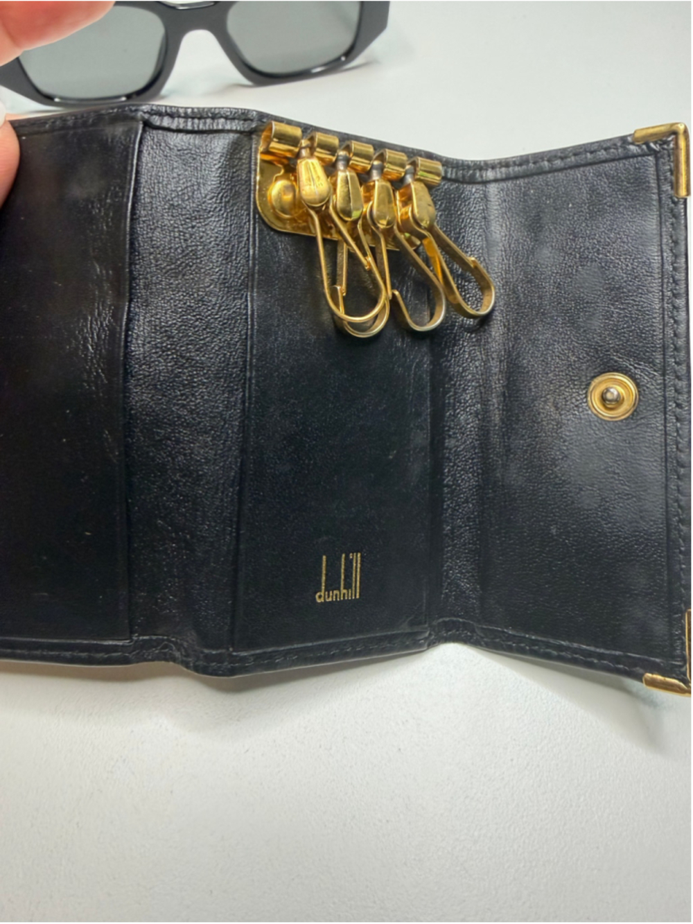 Men's Dunhill Black and Gold Leather Key Holder, One Size - Picture 2 of 3
